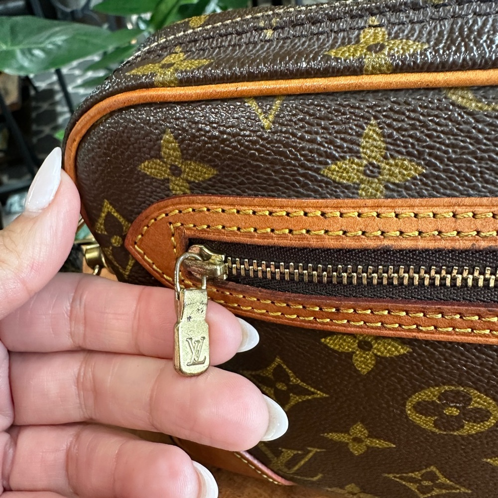 Louis Vuitton Large Monogram Trousse Pochette Wristlet Clutch Bag - Picture 6 of 15